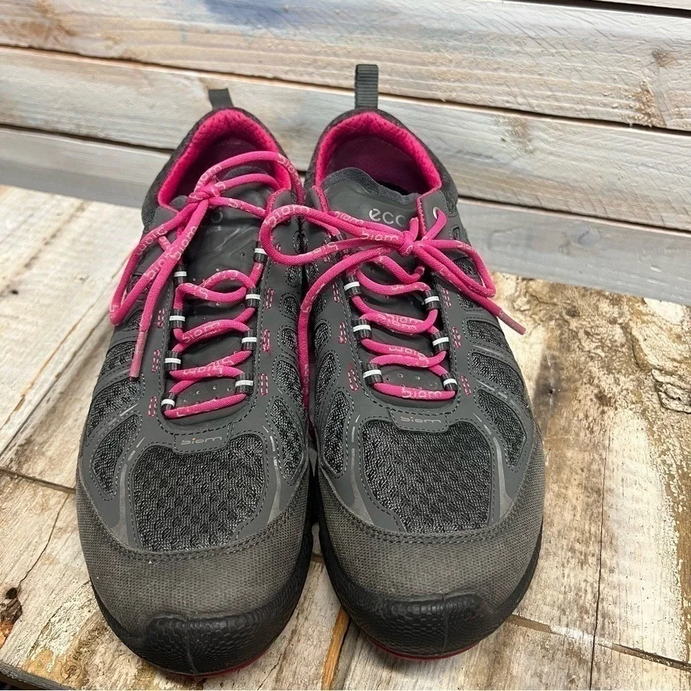 ECCO Grey Pink Mesh BIOM Performance Train Walking Sneakers‎ Size US 7.5 UK 38